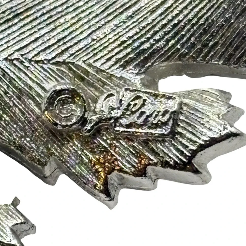 Coro Pegasus Leaf‎ Brooch Silver Tone Textured  Curled Vintage Nature 3D Brushed